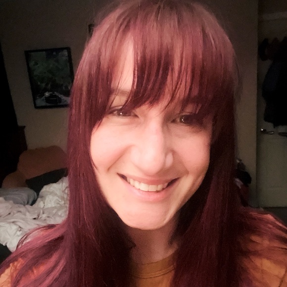 Meet your Posher, Tracy - Picture 1 of 1